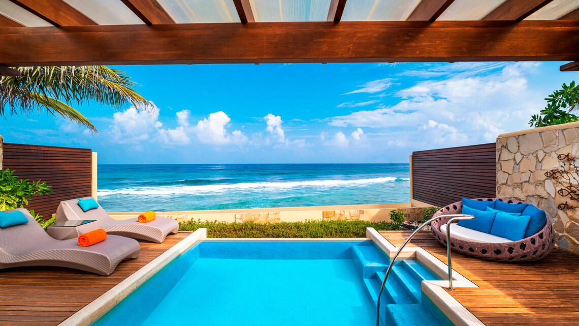 Ocean Pool Villa at Sheraton Maldives Full Moon Resort & Spa thumbnail 4